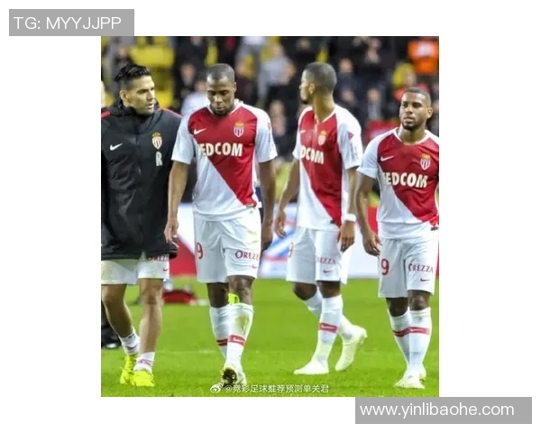 里昂与摩洛哥精彩对决赛果揭晓球迷热议比赛亮点与表现